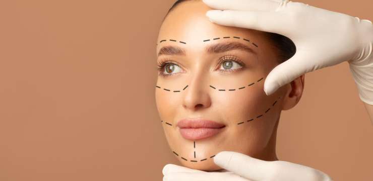 Facelift Risks and Complications